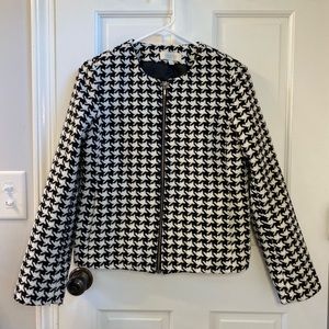 Talbots 6 Petite Black and White Houndstooth Zipper Jacket